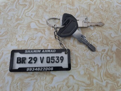 REAL 4D RECTANGULAR NUMBER/NAME PLATE KEYCHAIN photo review